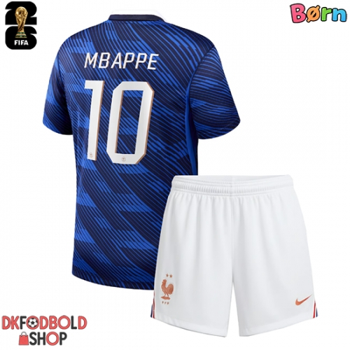 Frankrig Kylian Mbappe #10 Hjemmebanesæt Børn VM 2026 Kort ærmer (+ korte bukser)